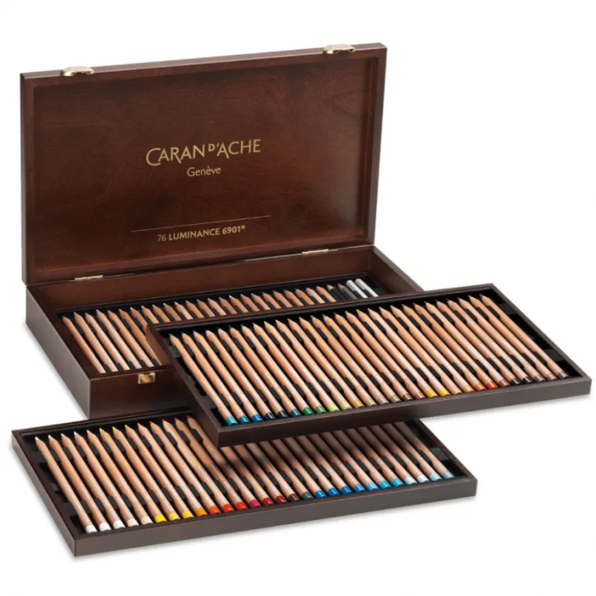 Caixa de Madeira com Lápis de Cor Luminance 6901 Caran D'Ache