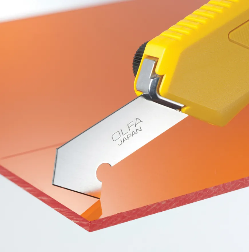 Cortador para Plástico / Laminado OLFA (PC-L)