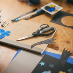 Tesoura Estudante Purpurinas Soft Grip Fiskars
